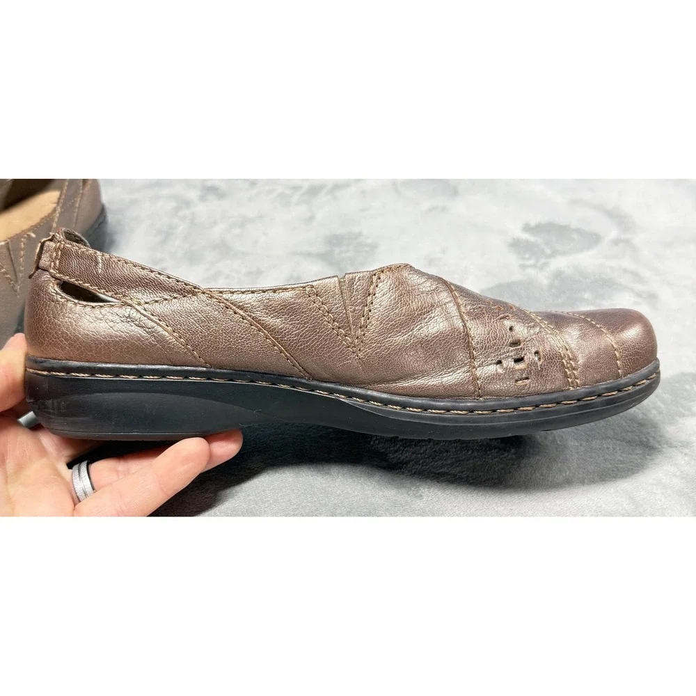 Clarks Collection Womens 8 Bronze Leather Slip On Shoes Cutout Comfort